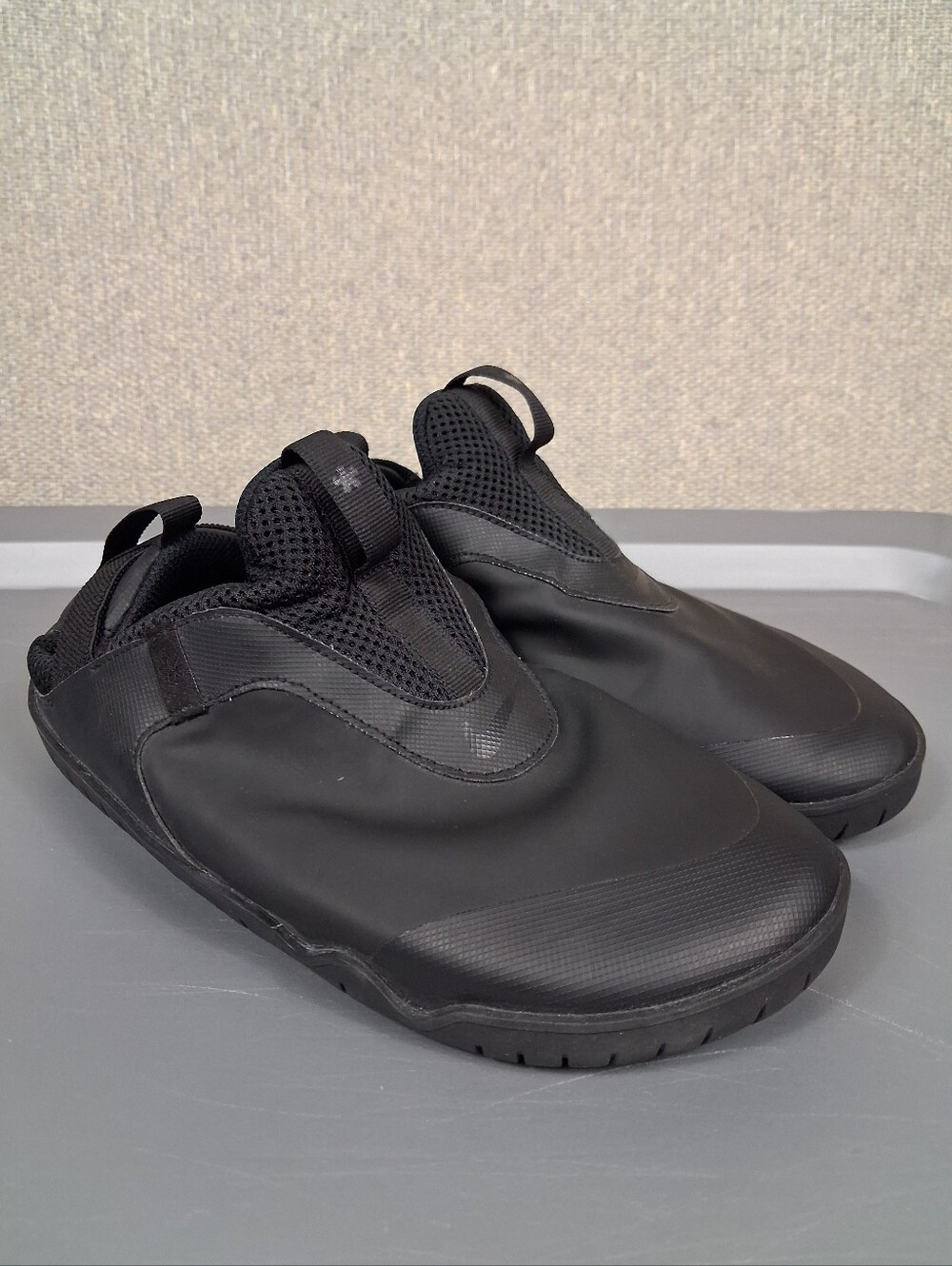 Nike Air Zoom Pulse Shoes Mens 7.5 Triple Black Nursing Medical Comfort Slip-On
